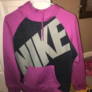 Nike women’s hoodie